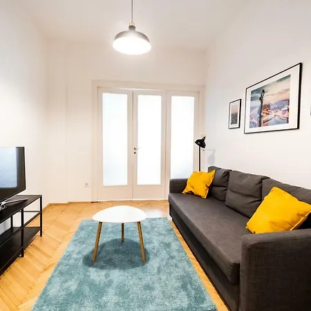 Apartment Korlat Delux *